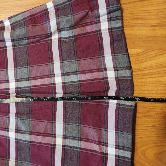 School Uniform Girls' Pleat Skirt, Maroon /White/Grey || 26in EUC - Picture 9 of 10